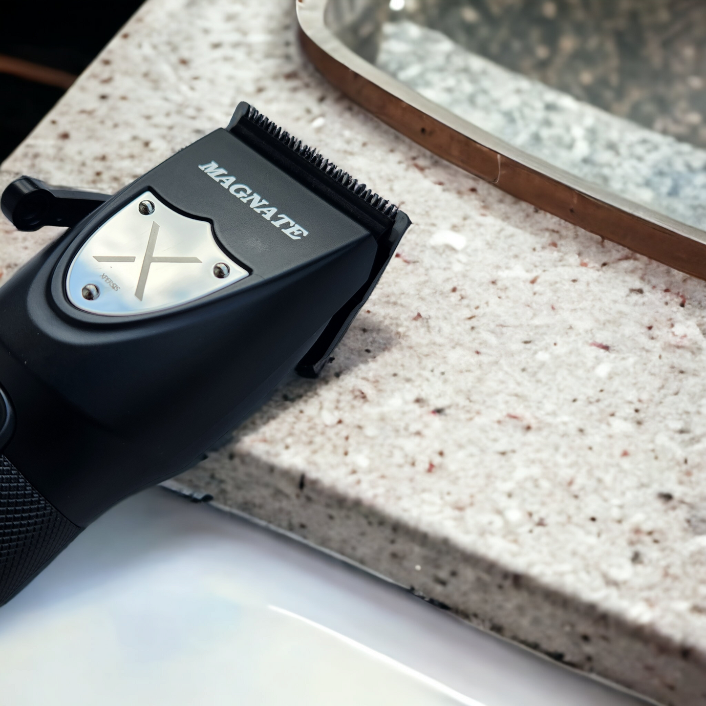 XPERSIS PRO Magnate Black Combo Cordless Hair Clipper & Foil Shaver